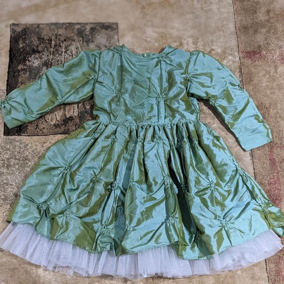 Green Children's Dress - Picture 3 of 6